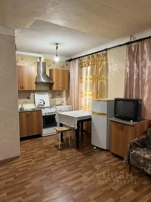 2-к кв. Саратовская область, Саратов ул. Имени Героя Советского Союза ... - Фото 1