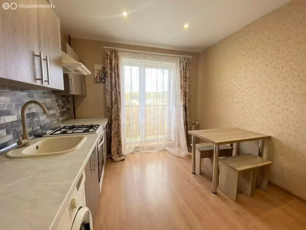 1-комнатная квартира: Холмогоровка, Счастливая улица, 1 (45 м) - Фото 1