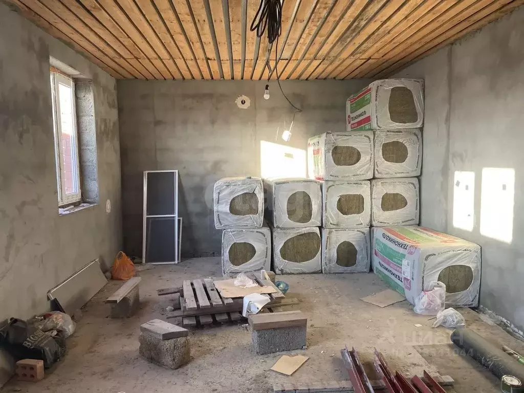 Дом в Калмыкия, Целинный район, с. Троицкое ул. 50 лет Победы, 26 (30 ... - Фото 2