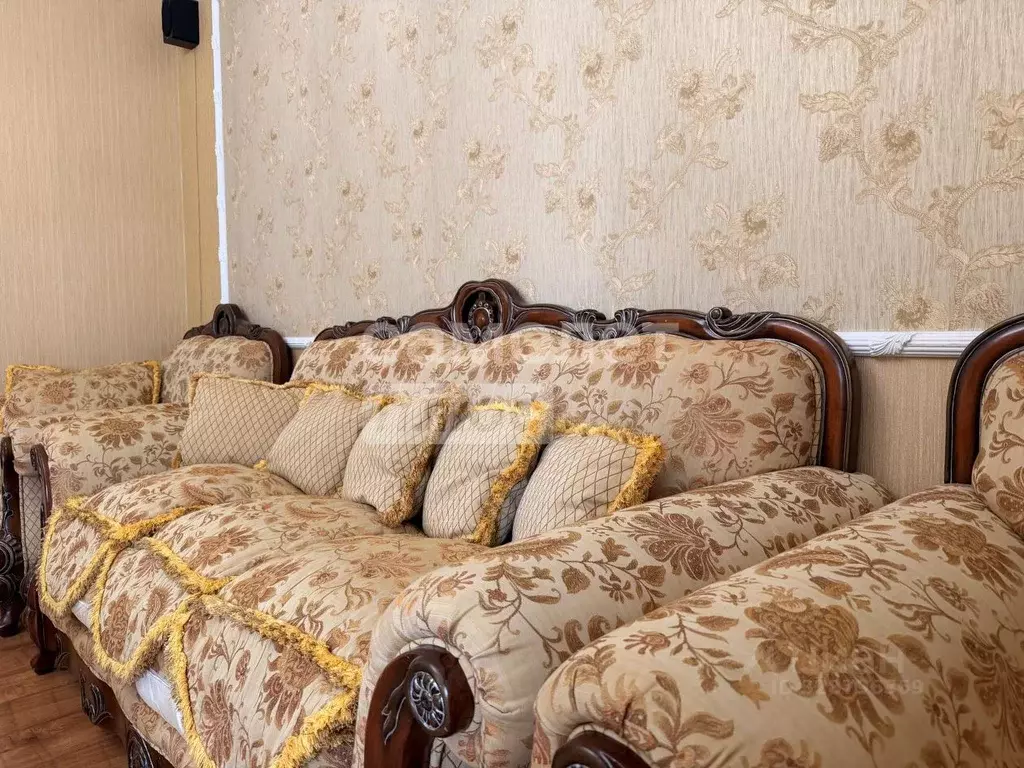 3-к кв. Курская область, Курск ул. Димитрова, 52 (119.7 м) - Фото 2