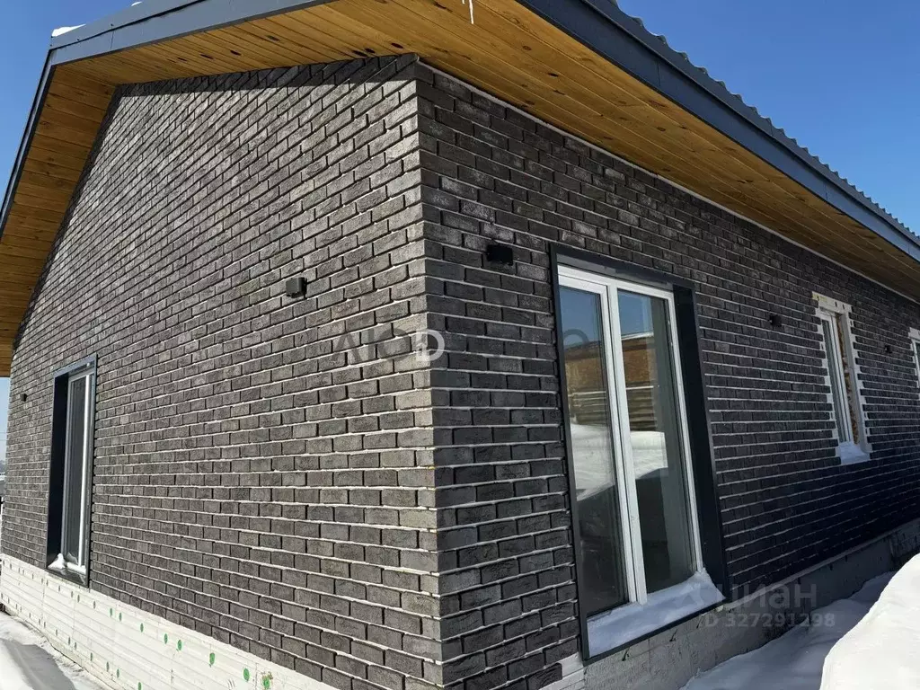 Дом в Алтайский край, Барнаул городской округ, пос. Центральный ул. ... - Фото 1