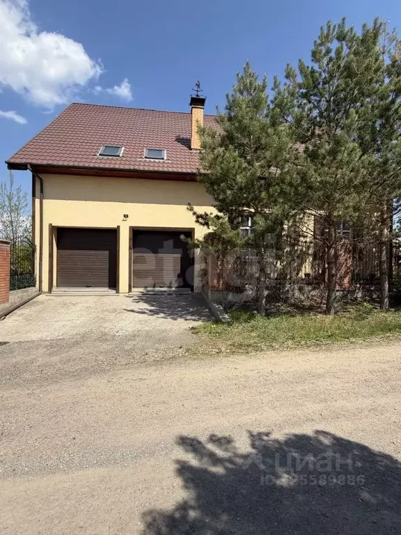Дом в Красноярский край, Красноярск городской округ, пос. Солонцы ул. ... - Фото 1