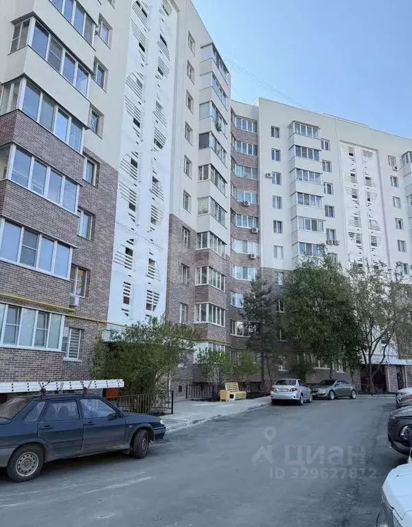 3-к кв. Белгородская область, Белгород ул. Щорса, 55 (83.9 м) - Фото 1