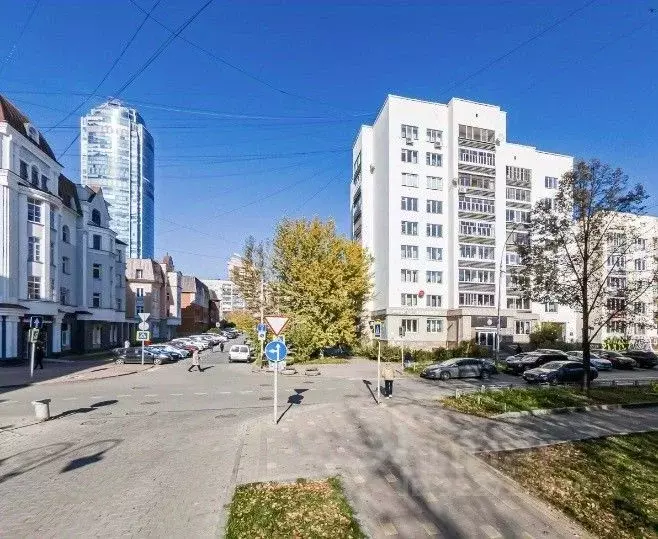 4-к кв. Свердловская область, Екатеринбург ул. Энгельса, 19 (119.0 м) - Фото 0