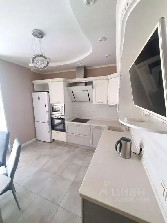 3-к кв. Москва пос. Коммунарка, ул. Бачуринская, 17 (82.0 м) - Фото 2