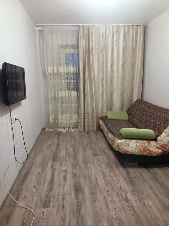 Комната Ханты-Мансийский АО, Нижневартовск Пермская ул., 21 (14.0 м) - Фото 1