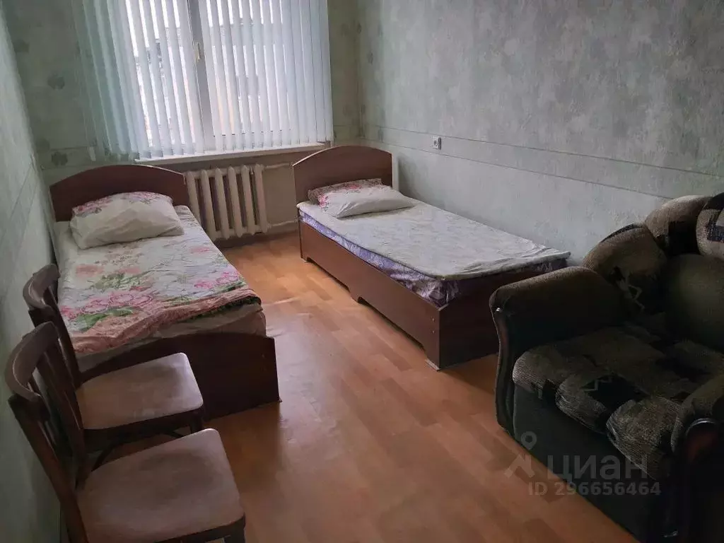 2-к кв. Пермский край, Губаха Октябрьский просп., 7 (46.0 м) - Фото 1