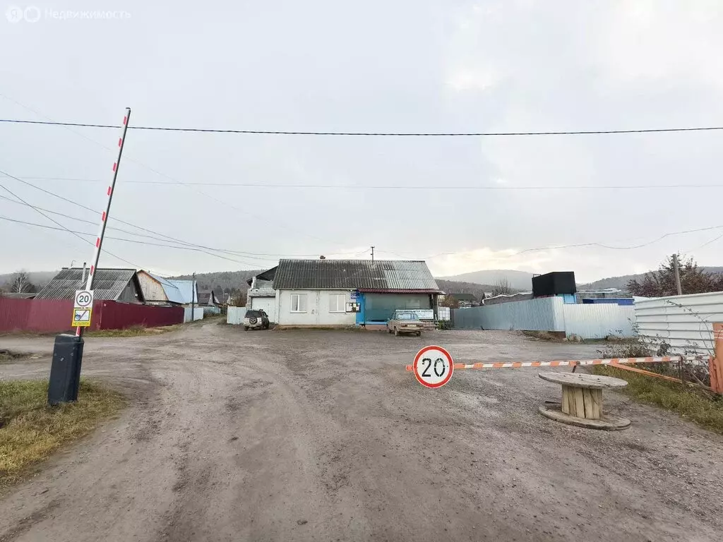 Дом в Красноярск, Свердловский район, Садовая улица (120 м) - Фото 1