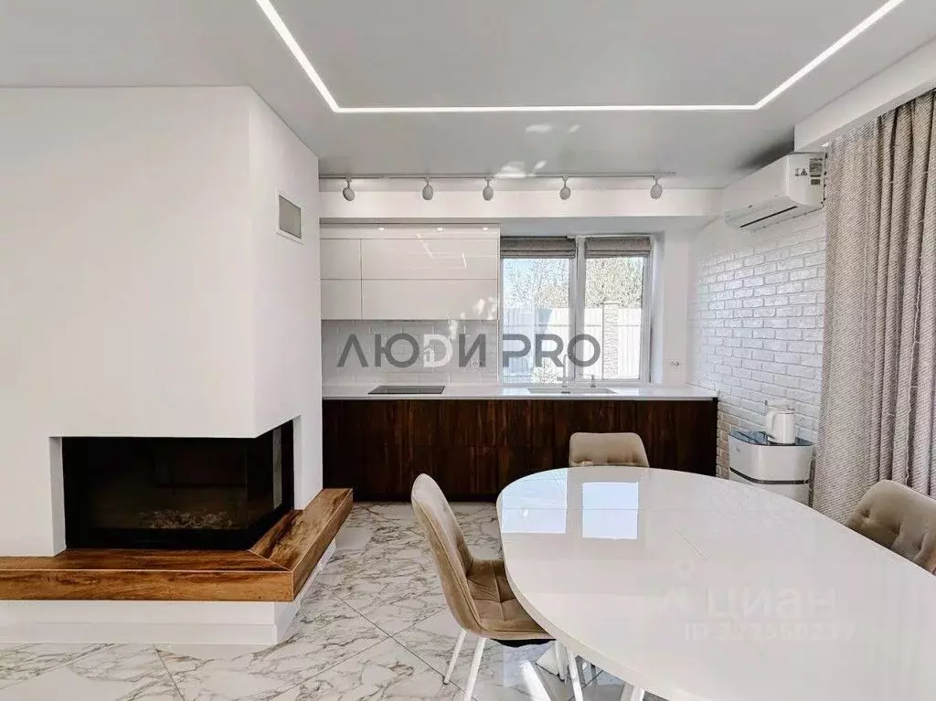 Коттедж в Кировская область, Киров городской округ, д. Малая Субботиха ... - Фото 1