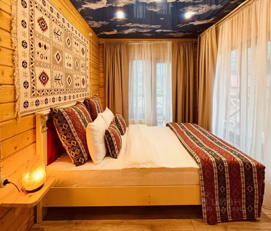 Комната Карачаево-Черкесия, Зеленчукский район, с. Архыз ул. Алиева, ... - Фото 1