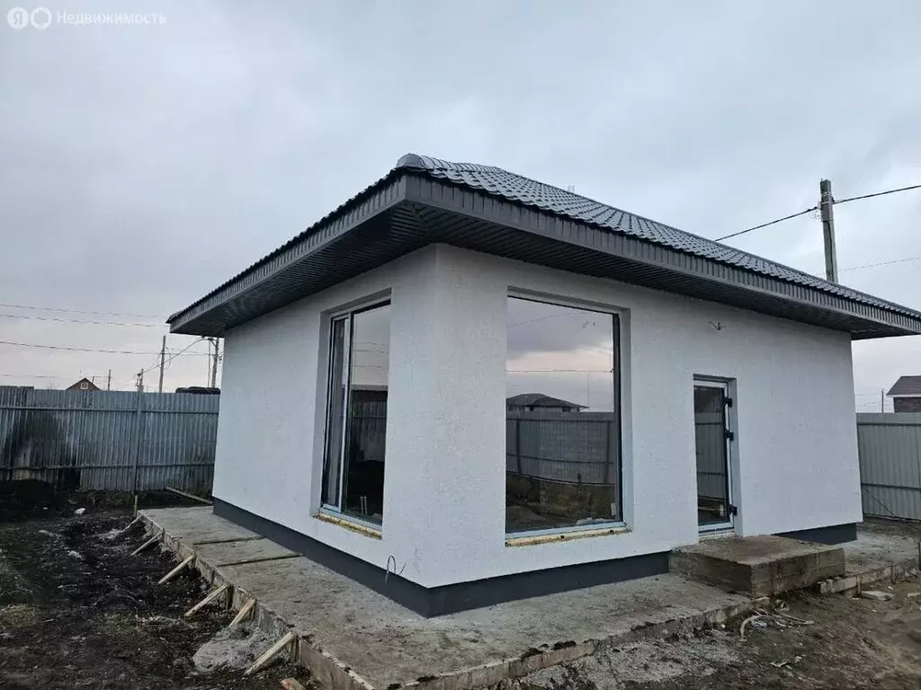 Дом в Волжский район, сельское поселение Черноречье, село Черноречье ... - Фото 1