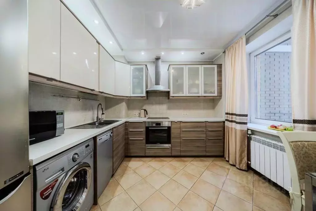 3-к кв. Санкт-Петербург ул. Брянцева, 13к1 (81.1 м) - Фото 1