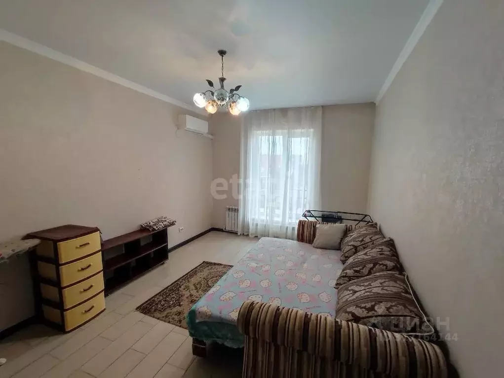 1-к кв. Краснодарский край, Ейск пер. Печерский (48.0 м) - Фото 0