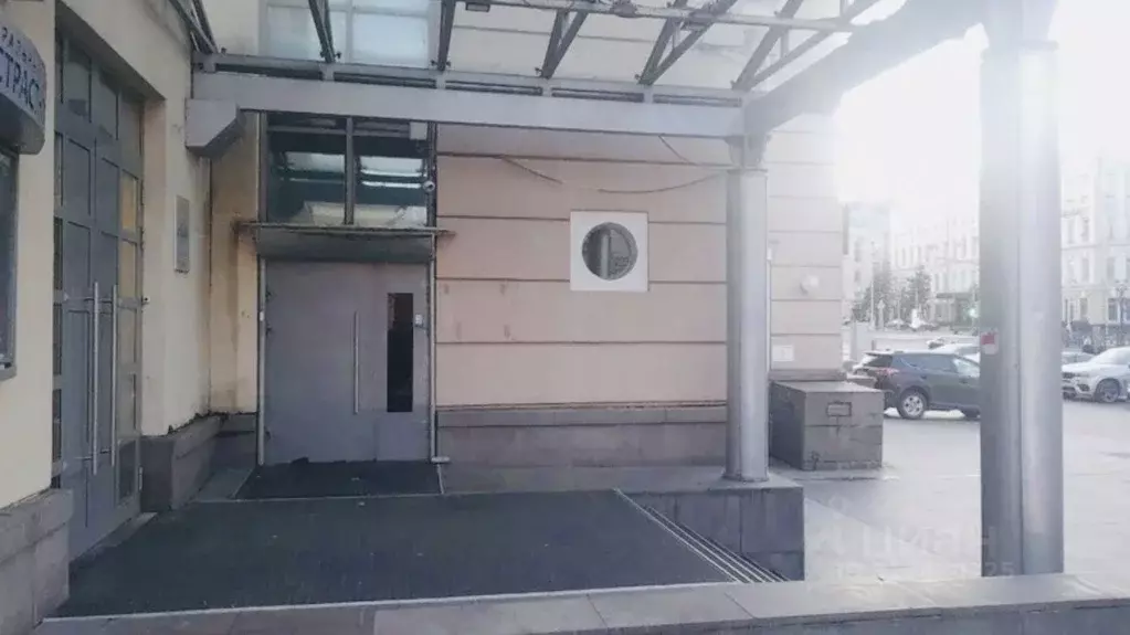 Помещение свободного назначения в Москва Страстной бул., 8А (458 м) - Фото 1