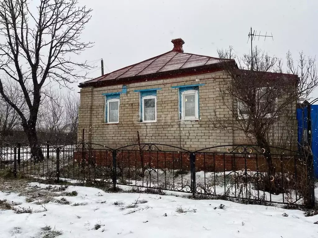 Дом в Белгородская область, Алексеевский городской округ, с. Глуховка ... - Фото 0