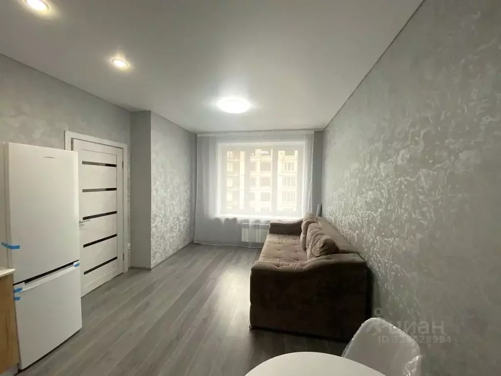 2-к кв. Хакасия, Абакан ул. Серебристая, 29 (37.0 м) - Фото 1