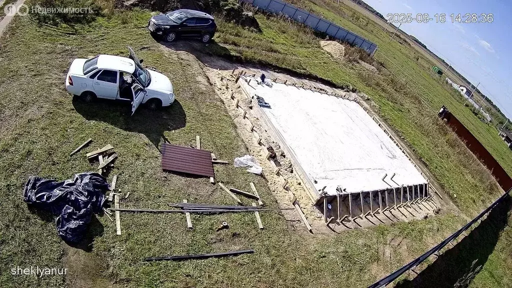 Участок в Медведевский район, Азяковское сельское поселение, деревня ... - Фото 1