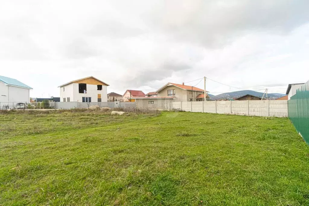 Участок в Орлиное, Счастливая улица (4 м) - Фото 1