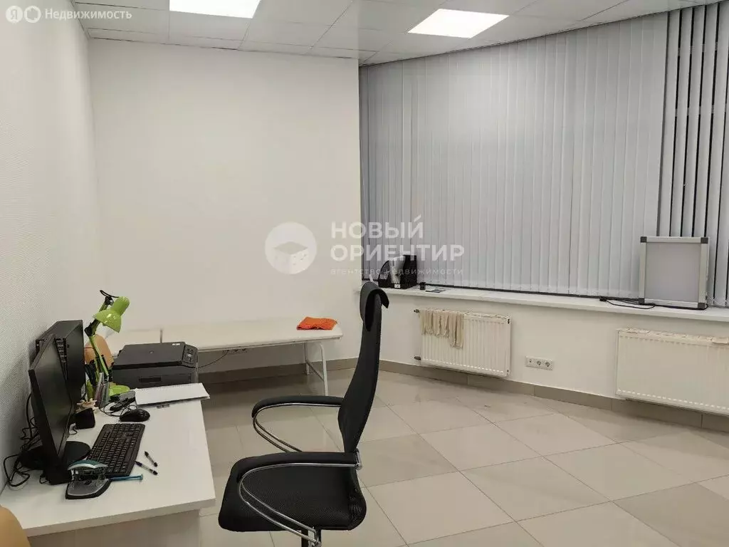 Офис (250 м) - Фото 1