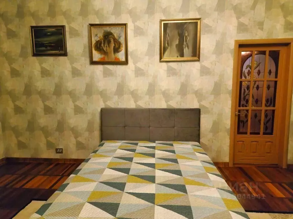 3-к кв. Псковская область, Псков ул. Ленина, 15 (97.0 м) - Фото 1