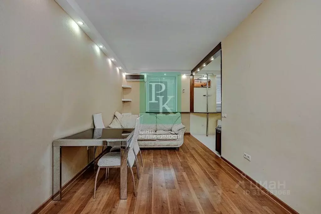 3-к кв. Севастополь ул. Адмирала Юмашева, 27 (72.5 м) - Фото 0