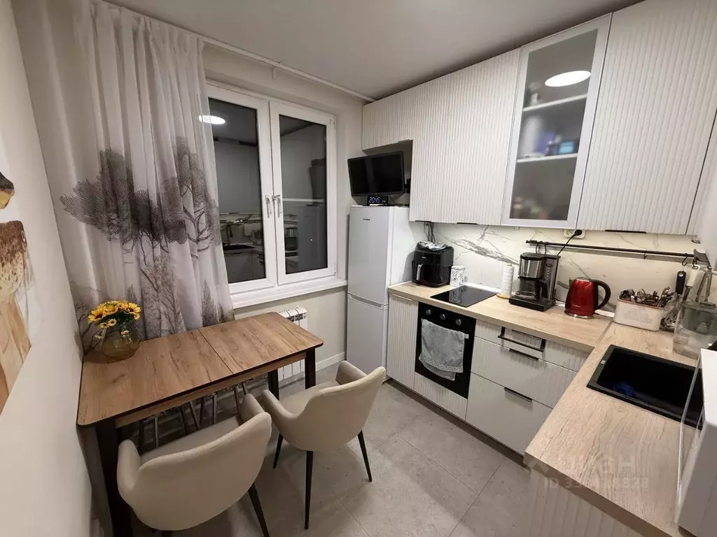 2-к кв. Москва ул. Генерала Антонова, 5К1 (46.0 м) - Фото 1