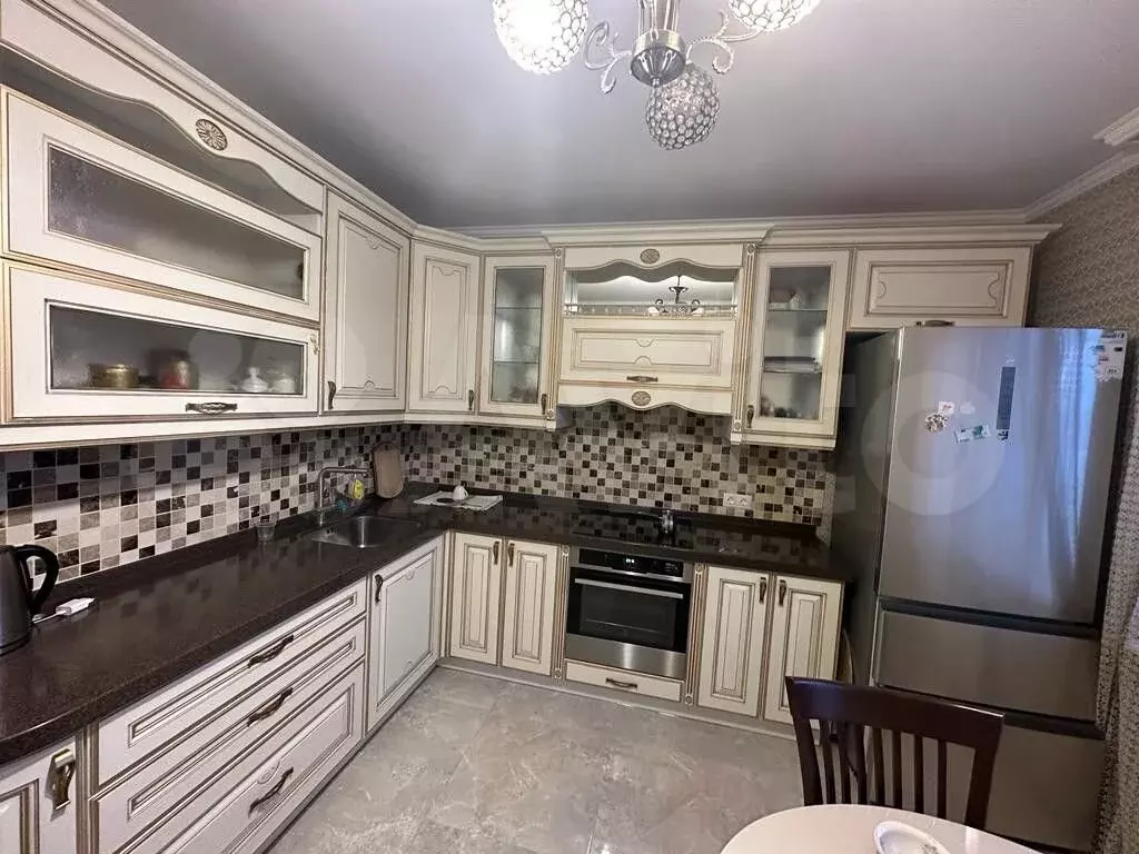 3-к. квартира, 95 м, 14/21 эт. - Фото 0