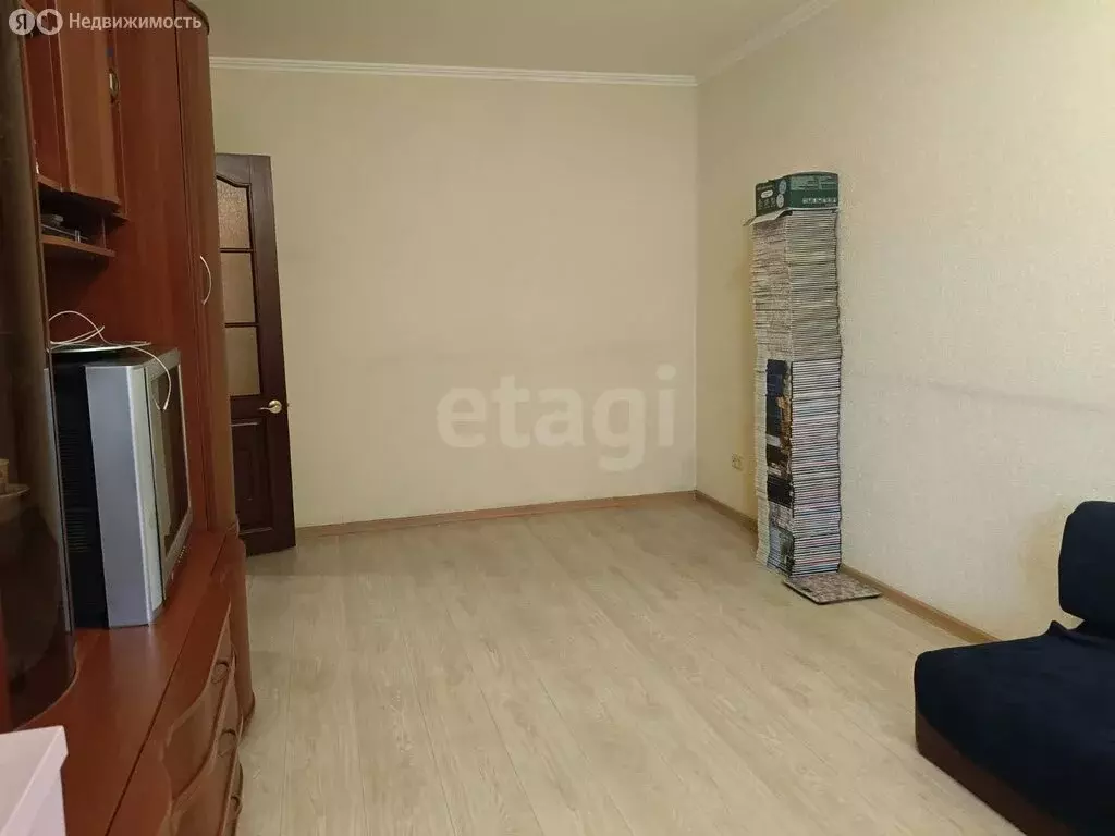 3-комнатная квартира: Кемерово, Волгоградская улица, 26 (61 м) - Фото 1