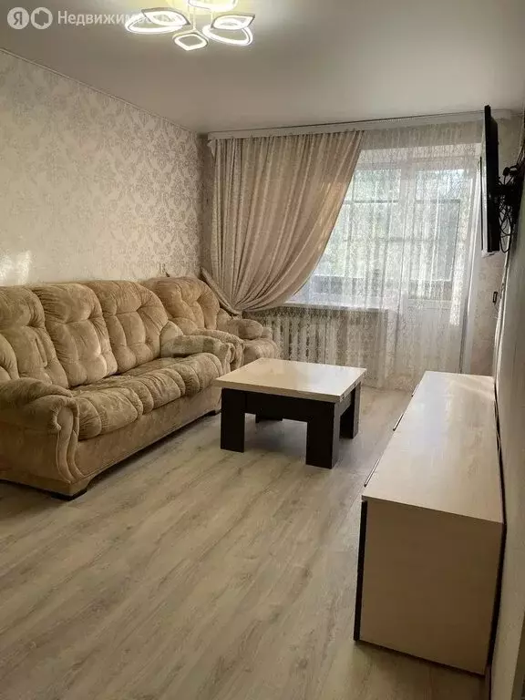 3-комнатная квартира: Чернушка, Юбилейная улица, 16 (56.7 м) - Фото 2