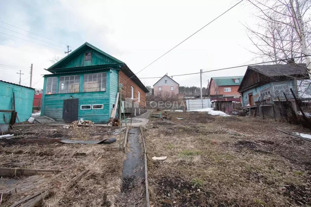 Дом в Кемеровская область, Новокузнецк ул. Николая Островского, 53 (60 ... - Фото 1