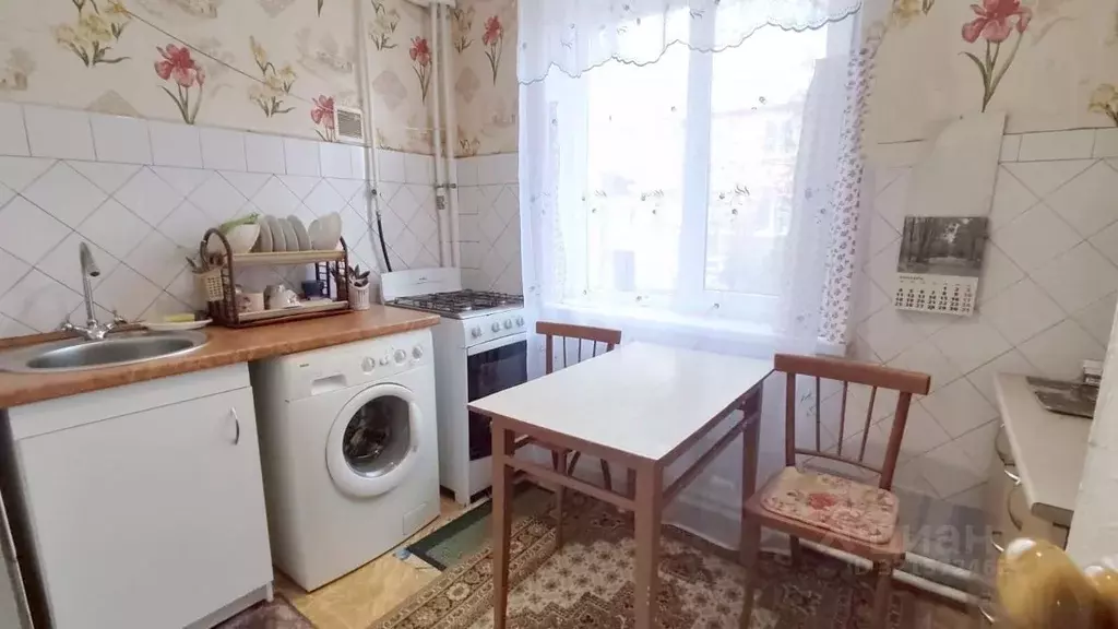 2-к кв. Краснодарский край, Тимашевский район, Медведовское с/пос, ... - Фото 0