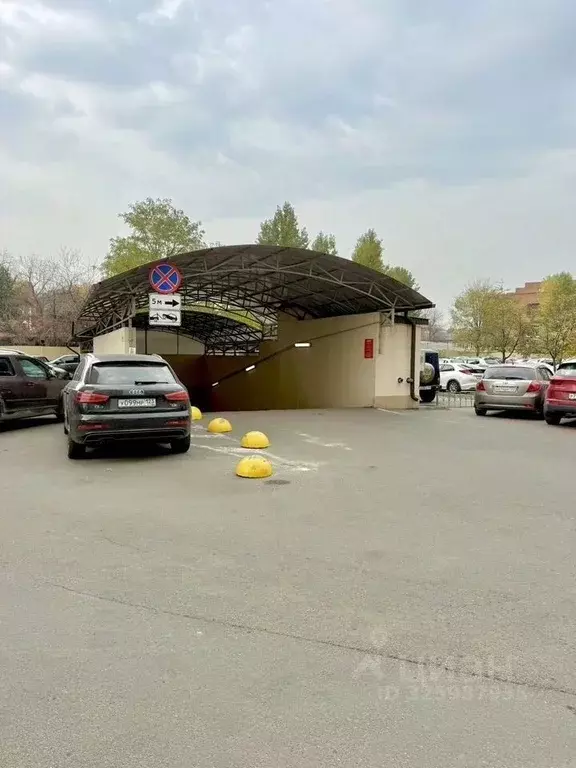 Гараж в Краснодарский край, Краснодар Кубанская ул., 45к2 (20 м) - Фото 1