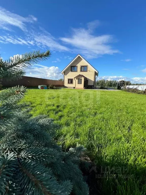 Дом в Свердловская область, Слободо-Туринский район, Усть-Ницинское ... - Фото 1