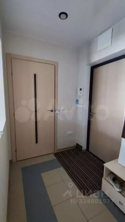 1-к кв. Тюменская область, Тюмень ул. 50 лет Октября, 57Ак1 (55.5 м) - Фото 2