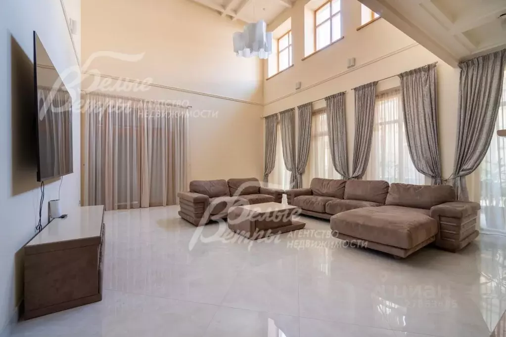 Дом в Москва Чароит кп,  (700 м) - Фото 2