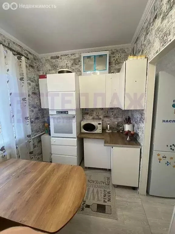 4-комнатная квартира: Феодосия, улица Челнокова, 102 (89.5 м) - Фото 2