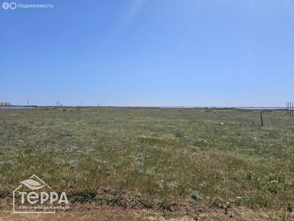 Участок в село Молочное, Южная улица (6 м) - Фото 1