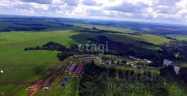 Участок в Удмуртия, Завьяловский район, д. Красный Кустарь Речная ул. ... - Фото 0