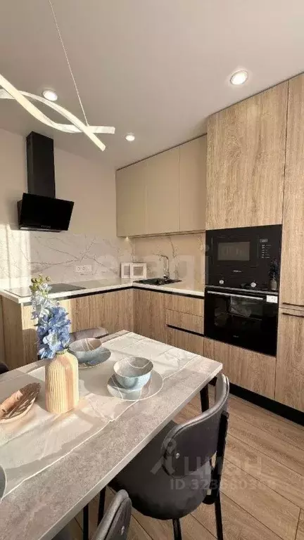 2-к кв. Тюменская область, Тюмень Профсоюзная ул., 70 (50.2 м) - Фото 0