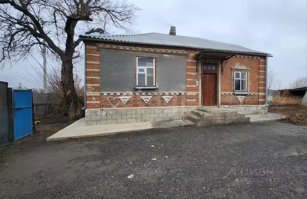 Дом в Ростовская область, Матвеево-Курганский район, Алексеевское ... - Фото 1
