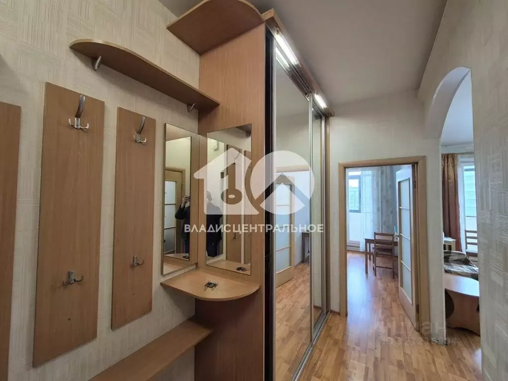 1-к кв. Новосибирская область, Новосибирск ул. Кирова, 25 (40.0 м) - Фото 1