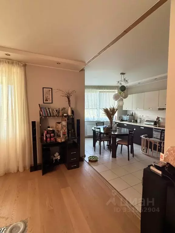 3-к кв. Калужская область, Обнинск ул. Курчатова, 41в (100.0 м) - Фото 1