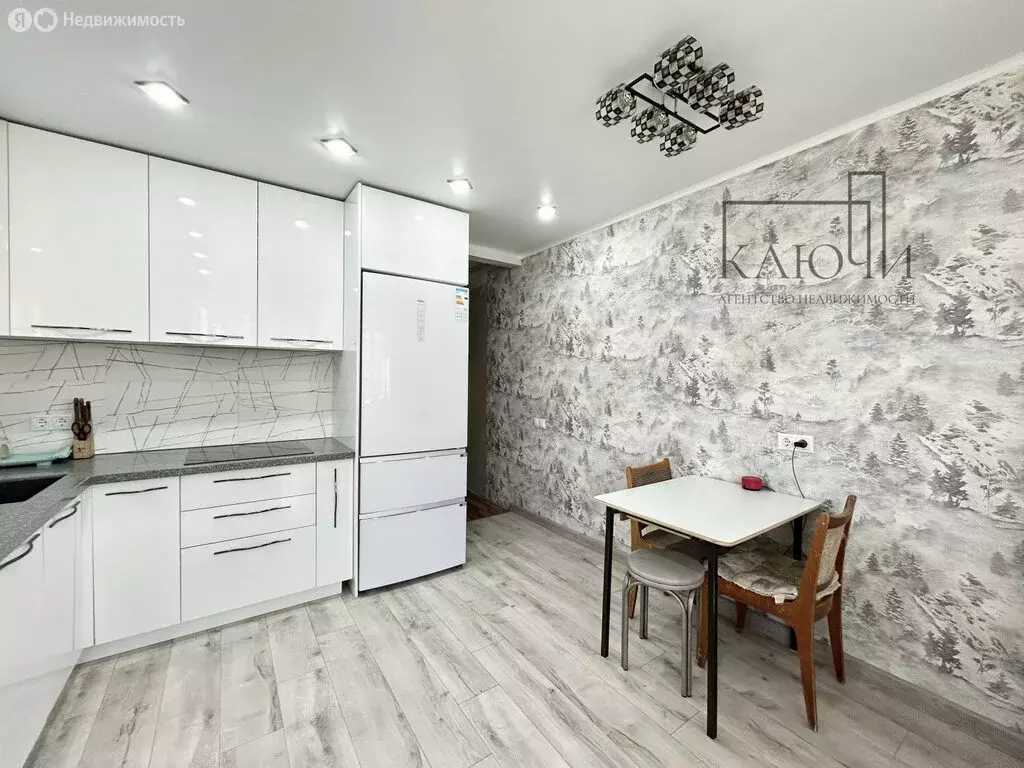 2-комнатная квартира: Магнитогорск, улица Жукова, 14 (66.6 м) - Фото 2