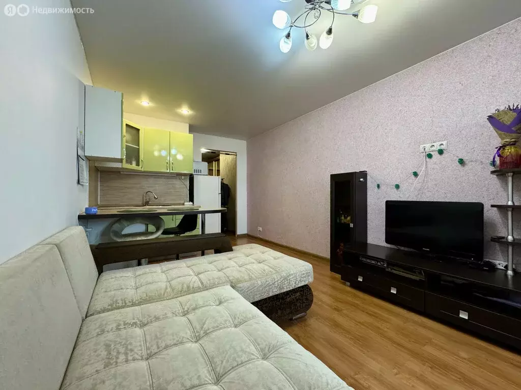 Квартира-студия: Киров, улица Ленина, 184к5 (29.8 м) - Фото 1