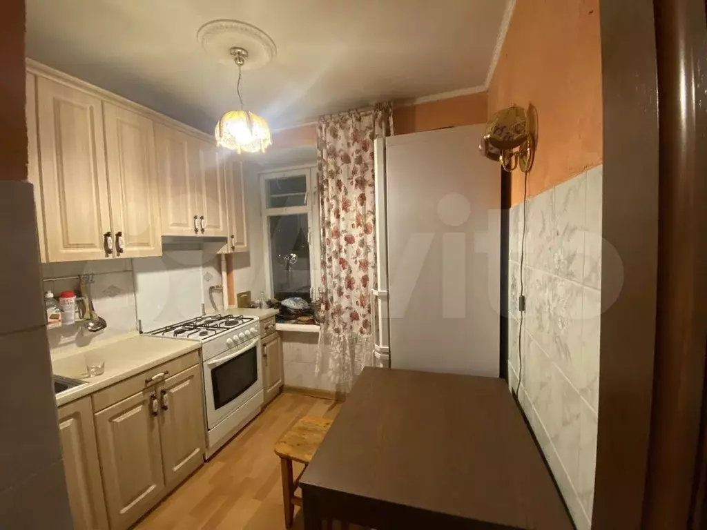 3-к. квартира, 60м, 4/10эт. - Фото 0