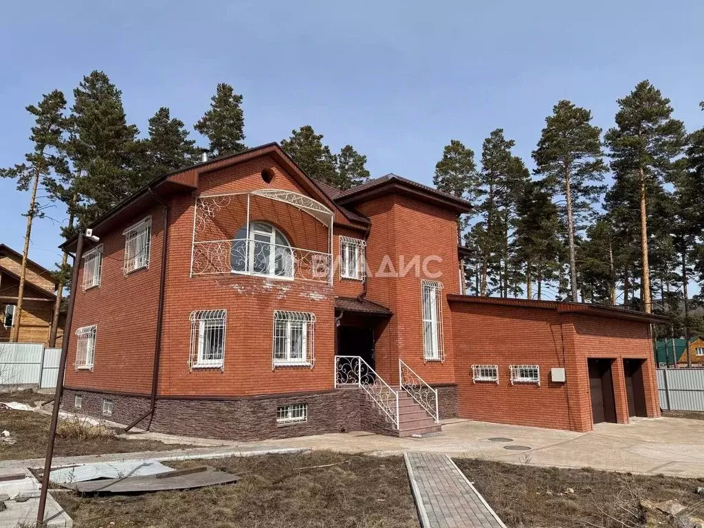 Дом в Бурятия, Улан-Удэ ул. Каменистая, 47 (412 м) - Фото 0