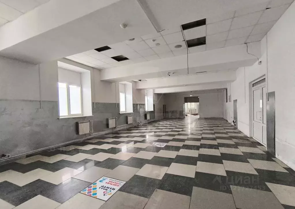 Помещение свободного назначения в Омская область, Омск ул. ... - Фото 2