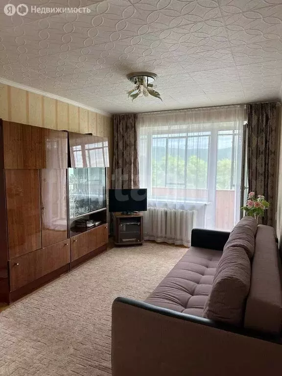 3-комнатная квартира: Сатка, Пролетарская улица, 57 (51.4 м) - Фото 1