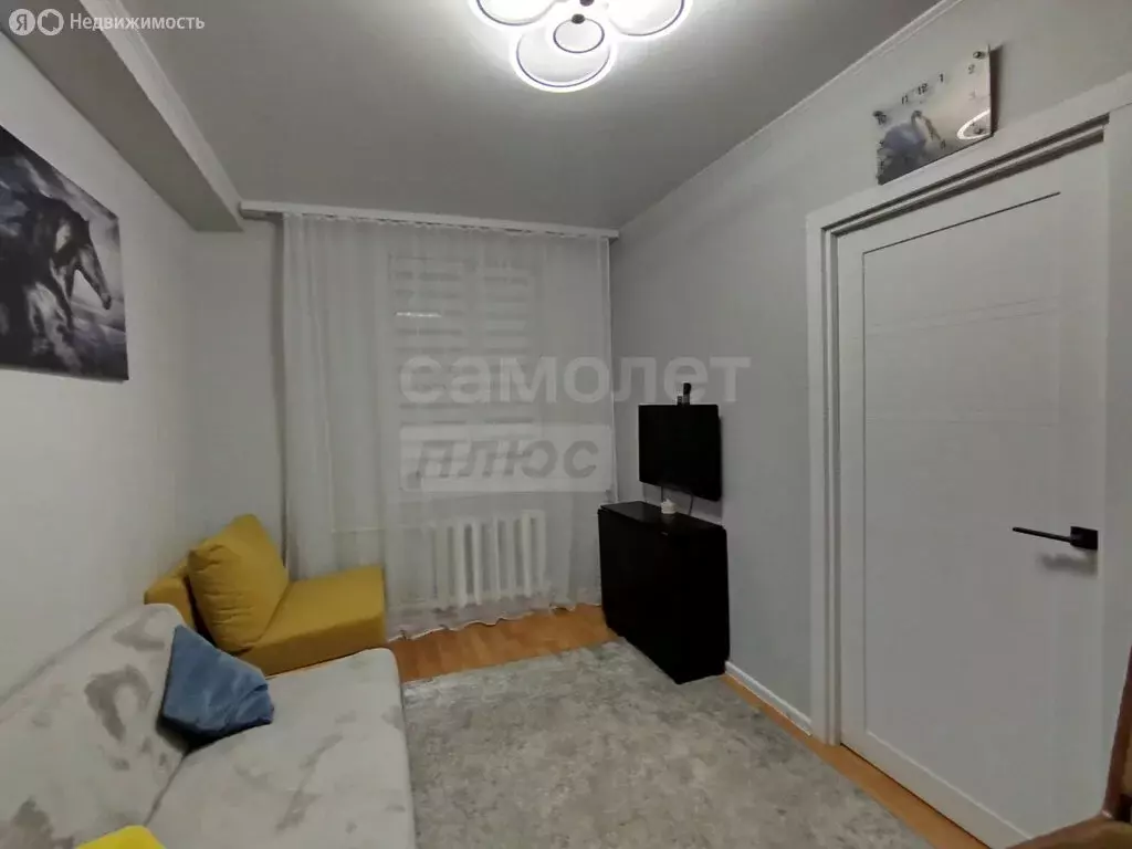 2-комнатная квартира: Оренбург, Мало-Мельничная улица, 10 (30 м) - Фото 2