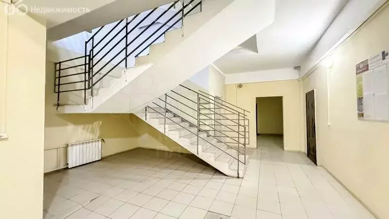 3-комнатная квартира: Иркутск, Дальневосточная улица, 134 (79.9 м) - Фото 2